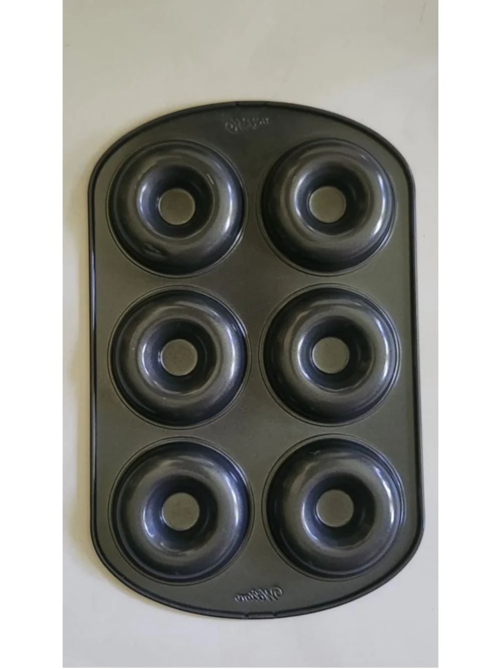 Wilton 6-Cavity Nonstick Donut Pan New Never Used Doughnut Baking Pan Bakeware